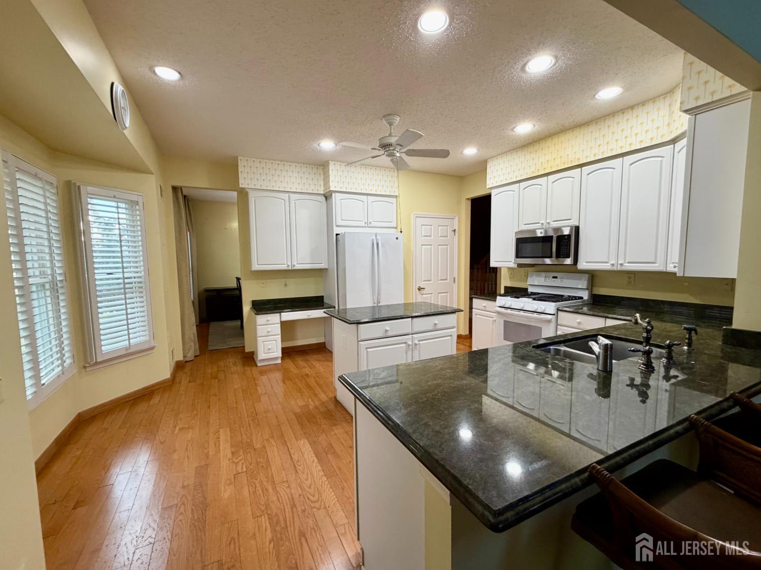 49 Dawson Lane Monroe NJ 08831