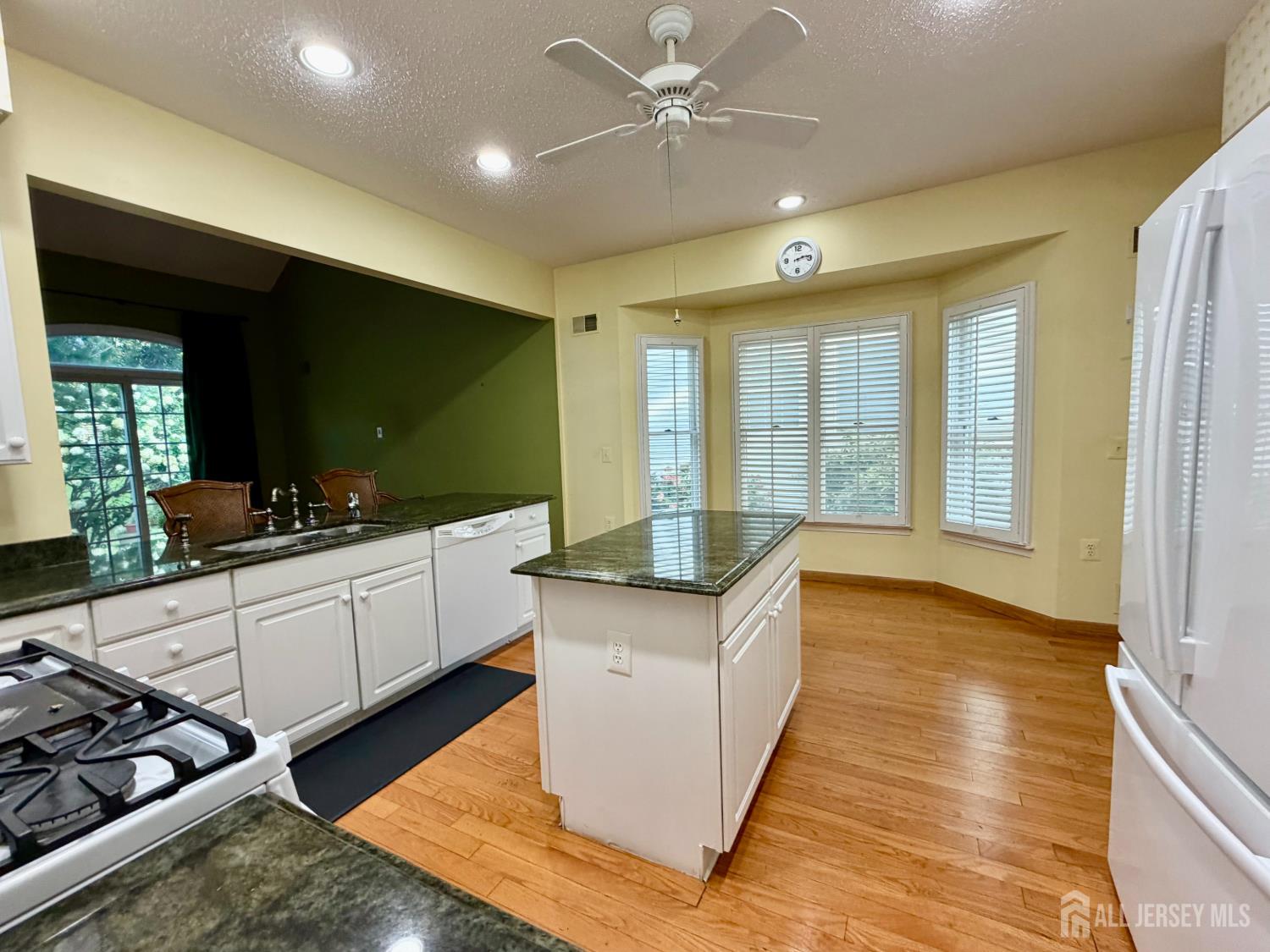 49 Dawson Lane Monroe NJ 08831