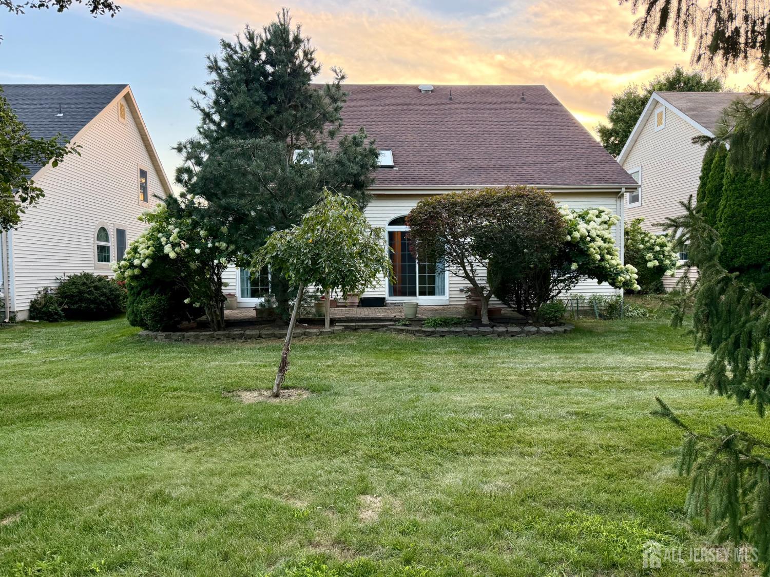49 Dawson Lane Monroe NJ 08831