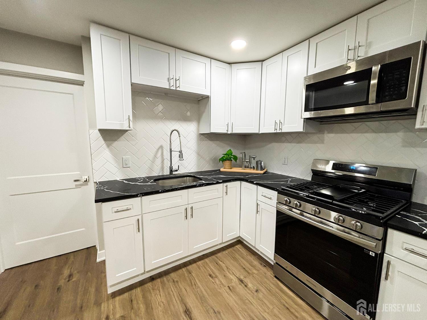 438 Lawrence Street Burlington City NJ 08016