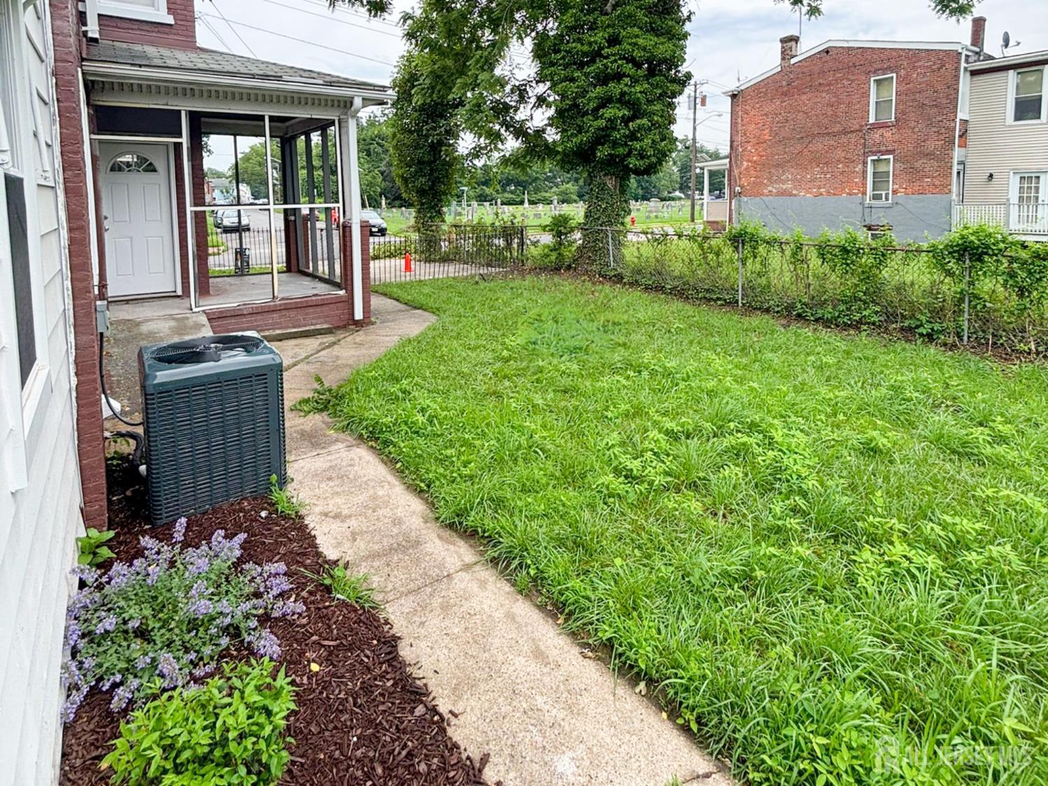 438 Lawrence Street Burlington City NJ 08016