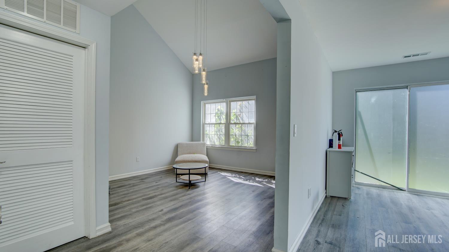 10 Starlight Court New Brunswick NJ 08901