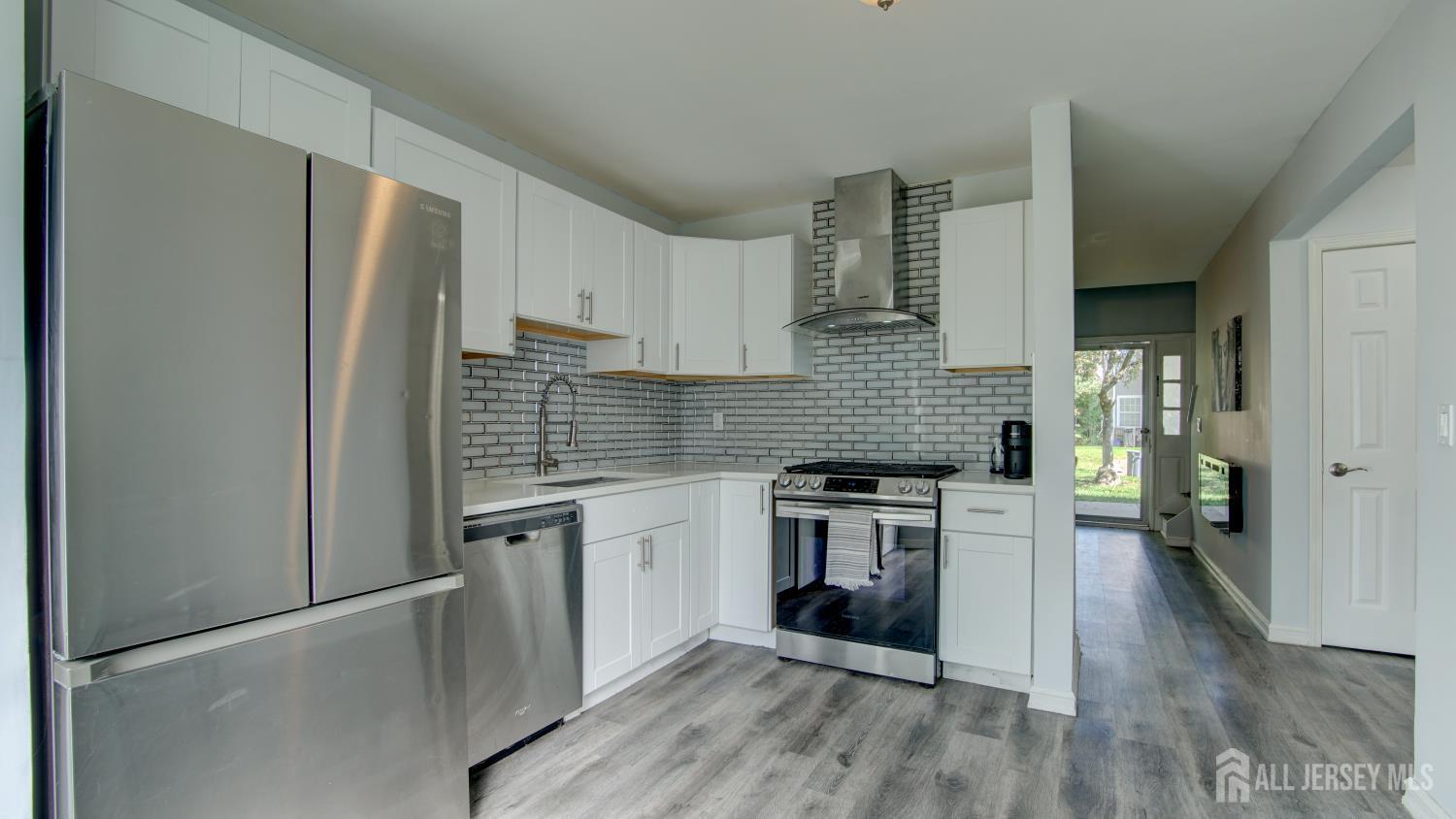 10 Starlight Court New Brunswick NJ 08901