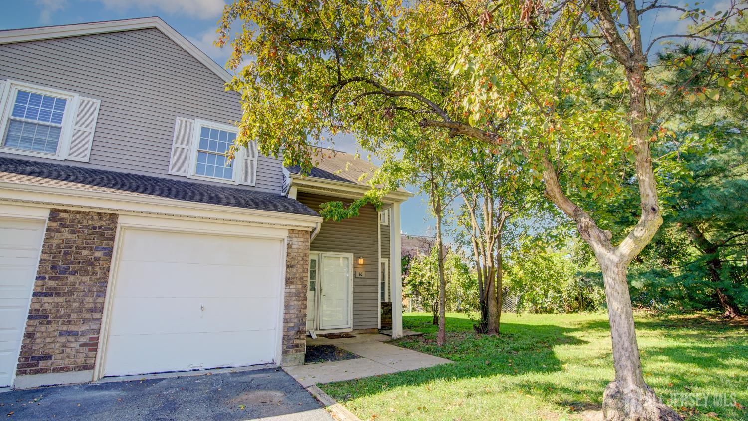 10 Starlight Court New Brunswick NJ 08901