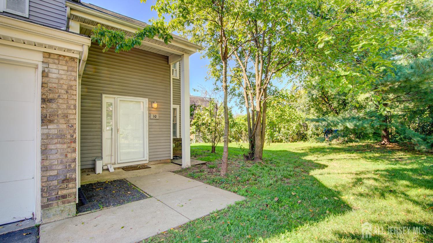 10 Starlight Court New Brunswick NJ 08901