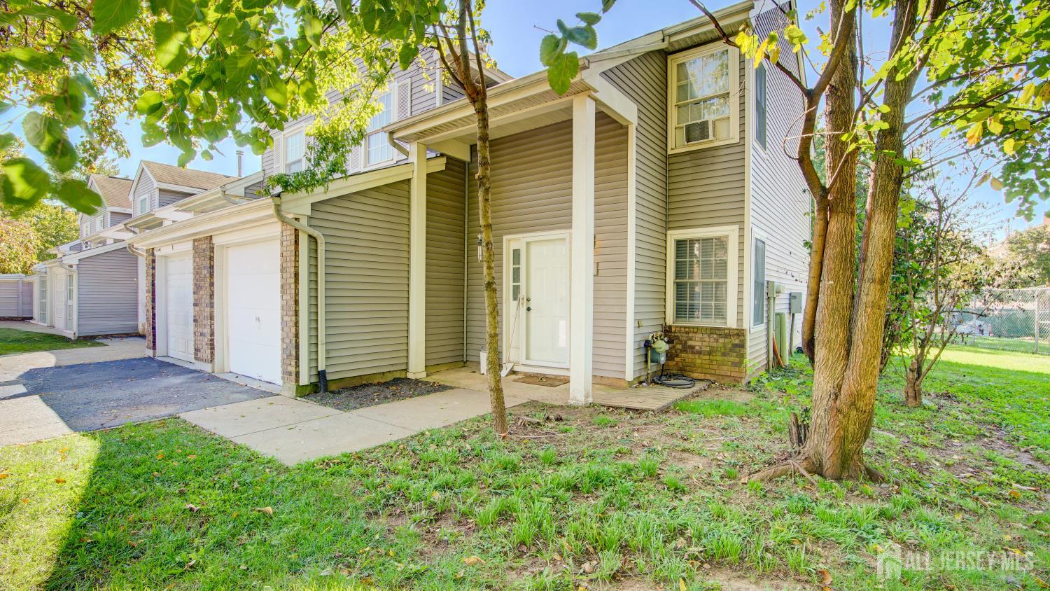 10 Starlight Court New Brunswick NJ 08901