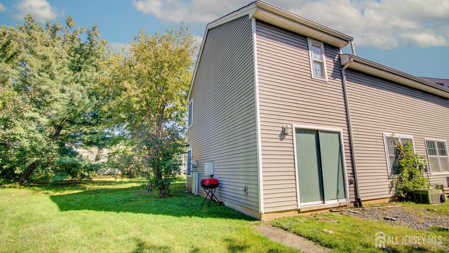 10 Starlight Court New Brunswick NJ 08901