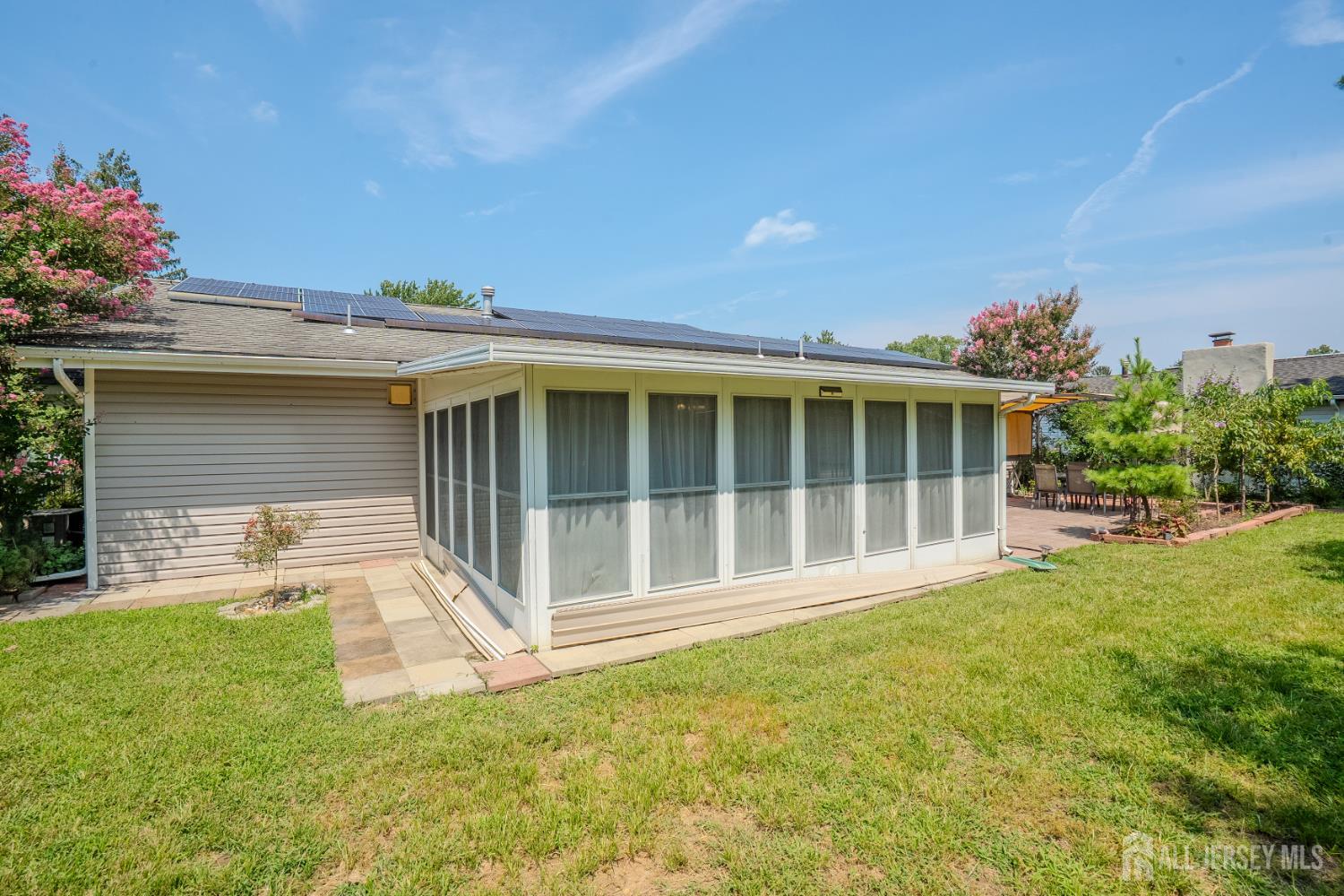 4 Hunterdon Avenue Monroe NJ 08831