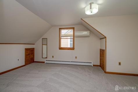 32 Lincoln Avenue Colonia NJ 07067