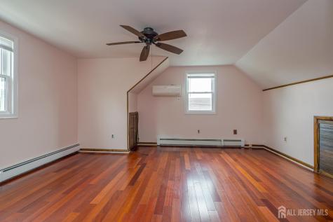 32 Lincoln Avenue Colonia NJ 07067