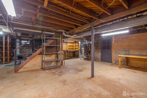 32 Lincoln Avenue Colonia NJ 07067