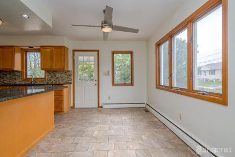 32 Lincoln Avenue Colonia NJ 07067