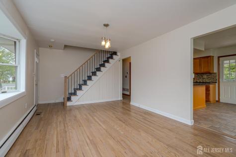 32 Lincoln Avenue Colonia NJ 07067