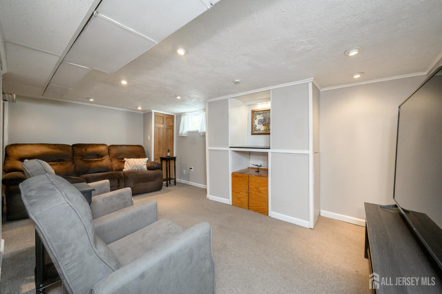 230 Jones Place Rahway NJ 07065