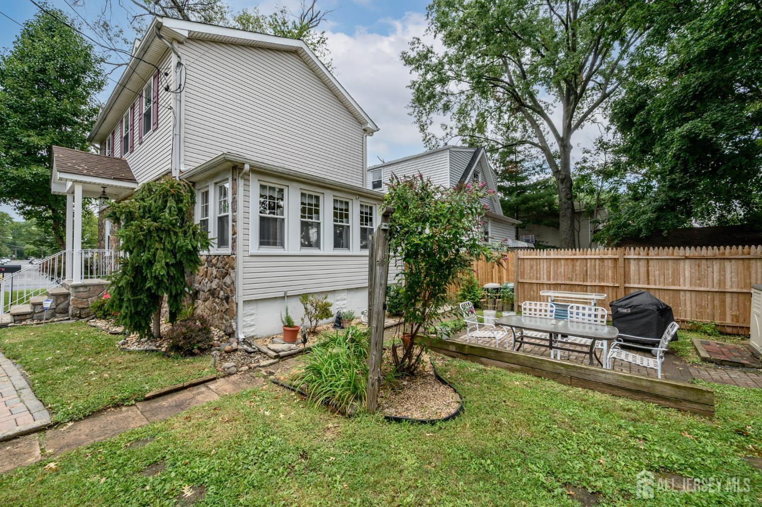 230 Jones Place Rahway NJ 07065
