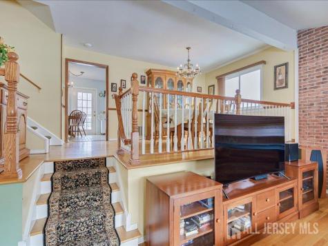 38 Karen Place Edison NJ 08817