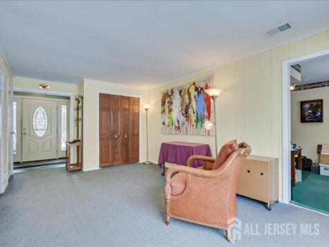 38 Karen Place Edison NJ 08817
