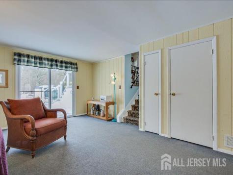 38 Karen Place Edison NJ 08817