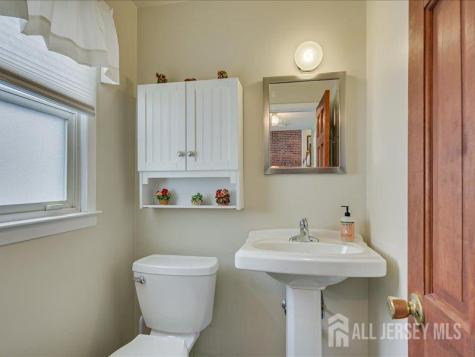 38 Karen Place Edison NJ 08817