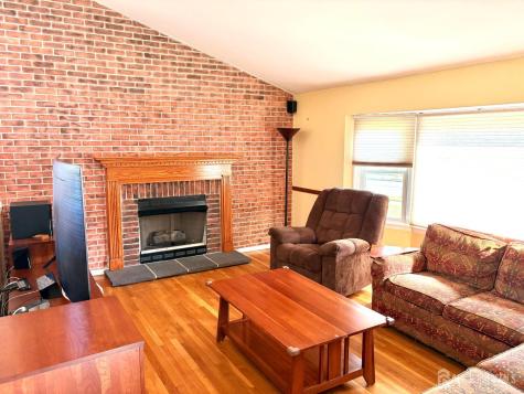 38 Karen Place Edison NJ 08817