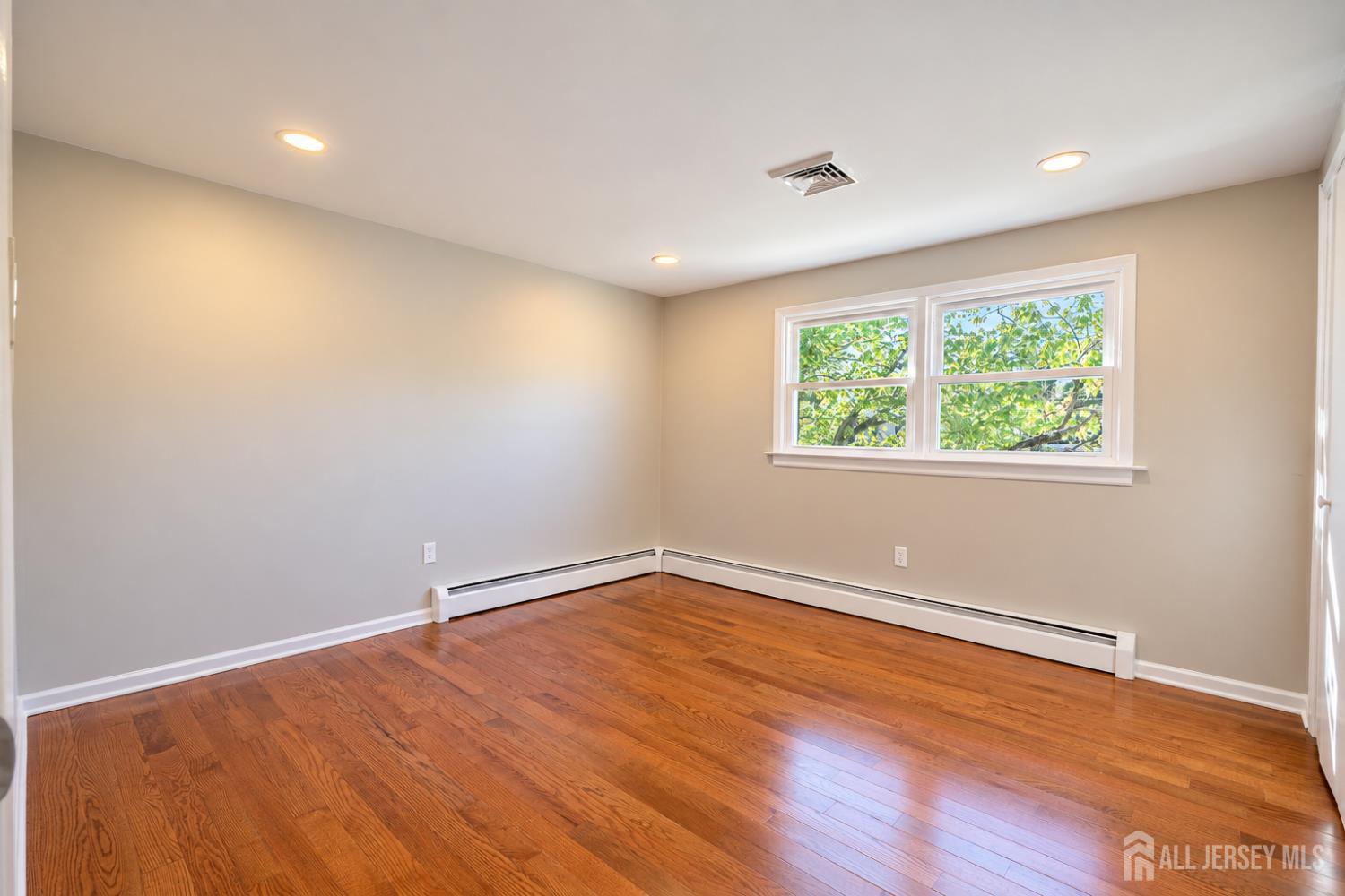 41 New Street Spotswood NJ 08884