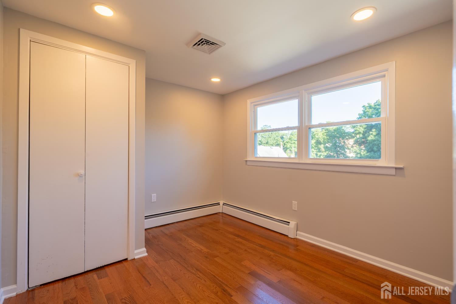 41 New Street Spotswood NJ 08884