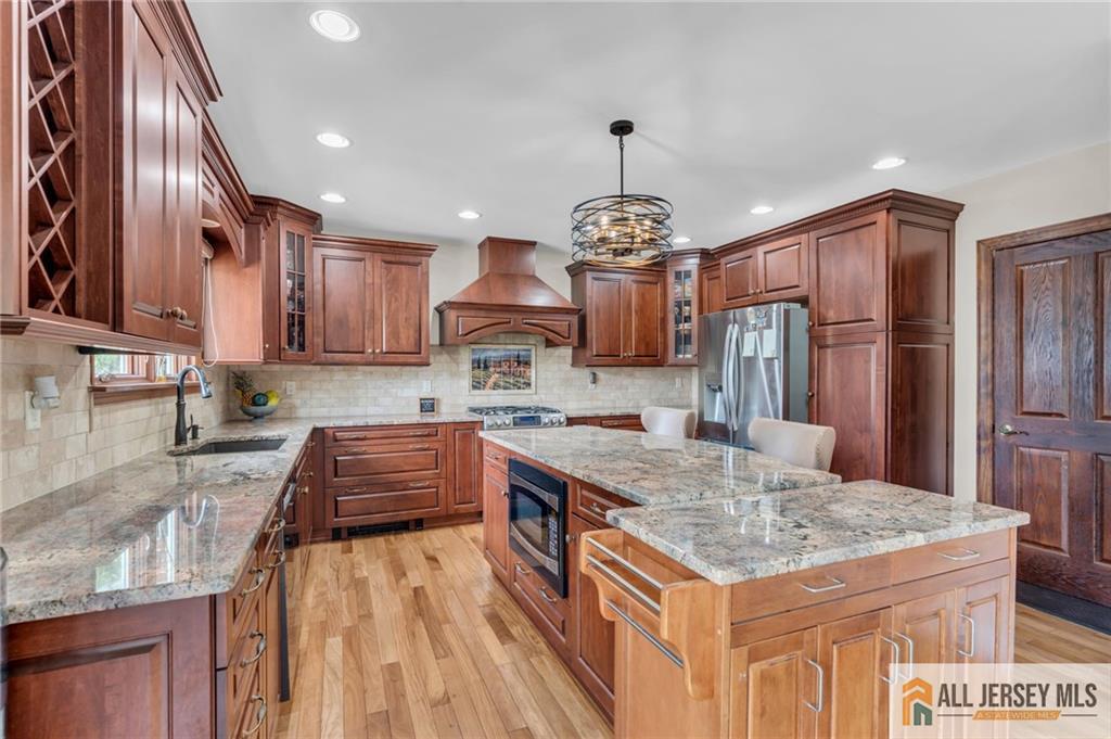 158 Hardenburg Lane East Brunswick NJ 08816