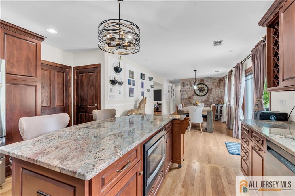 158 Hardenburg Lane East Brunswick NJ 08816