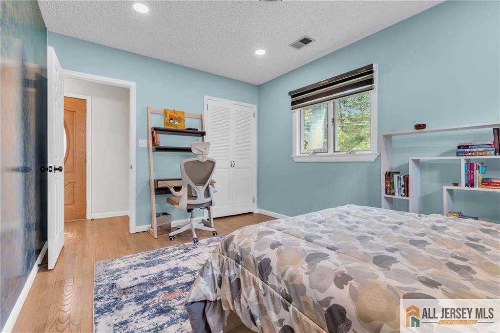 158 Hardenburg Lane East Brunswick NJ 08816