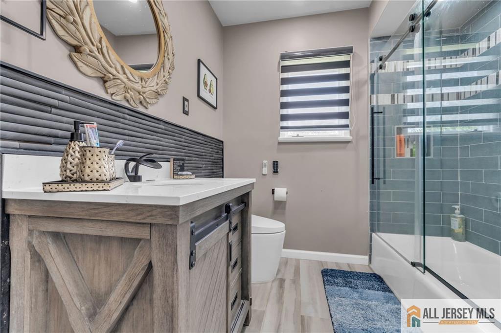 158 Hardenburg Lane East Brunswick NJ 08816