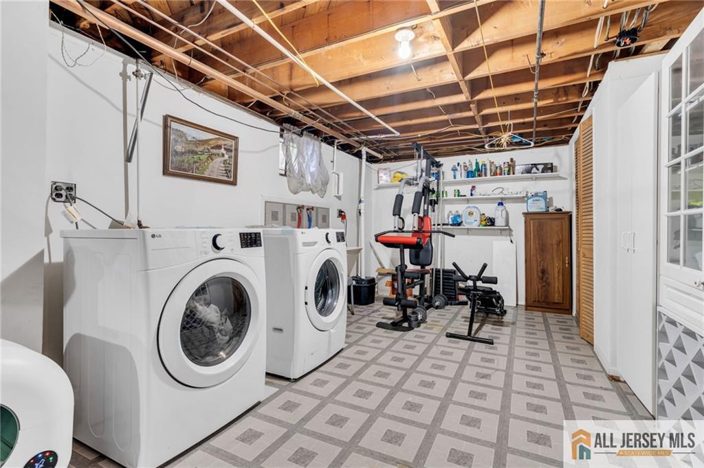 158 Hardenburg Lane East Brunswick NJ 08816
