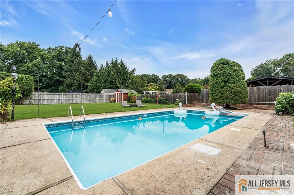158 Hardenburg Lane East Brunswick NJ 08816