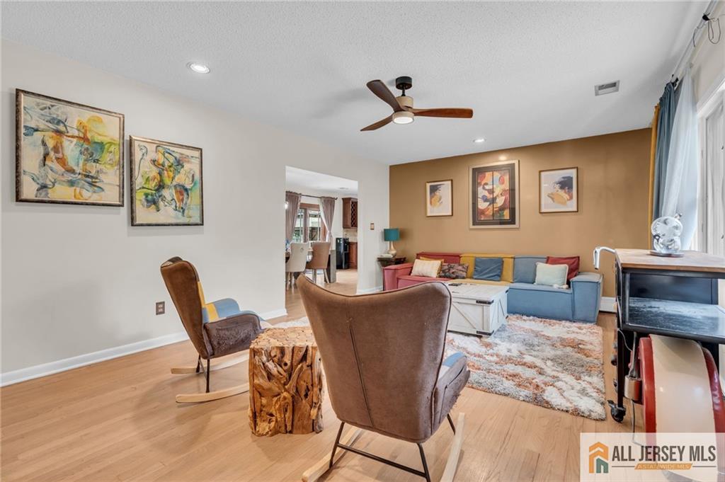 158 Hardenburg Lane East Brunswick NJ 08816