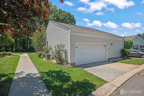 511 Skylark Drive Monroe NJ 08831
