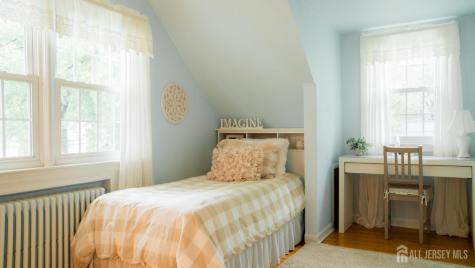 33 Lancaster Road Colonia NJ 07067