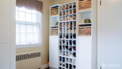 33 Lancaster Road Colonia NJ 07067