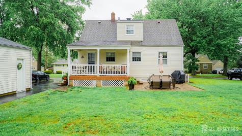 33 Lancaster Road Colonia NJ 07067