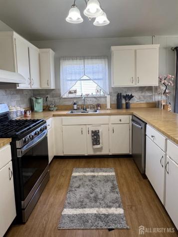 179 Biabou Drive Berkeley NJ 08757