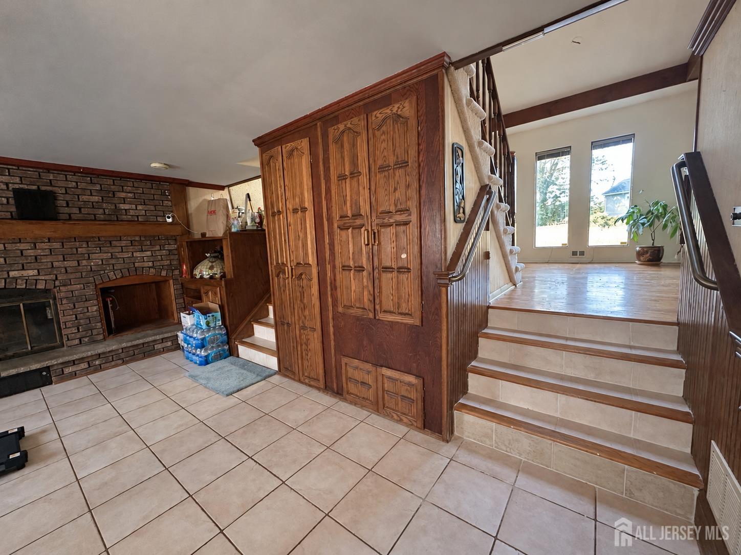 9 Barlow Road Edison NJ 08817