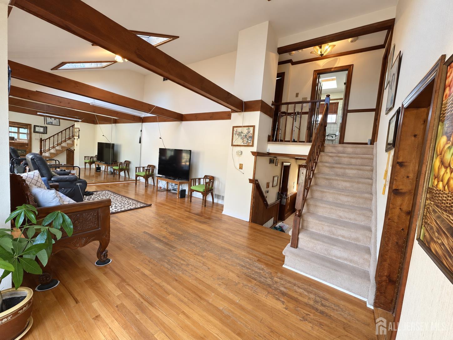 9 Barlow Road Edison NJ 08817