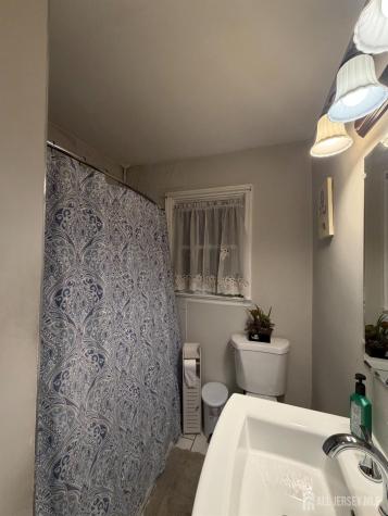 25 Simpson Street Hamilton NJ 08619