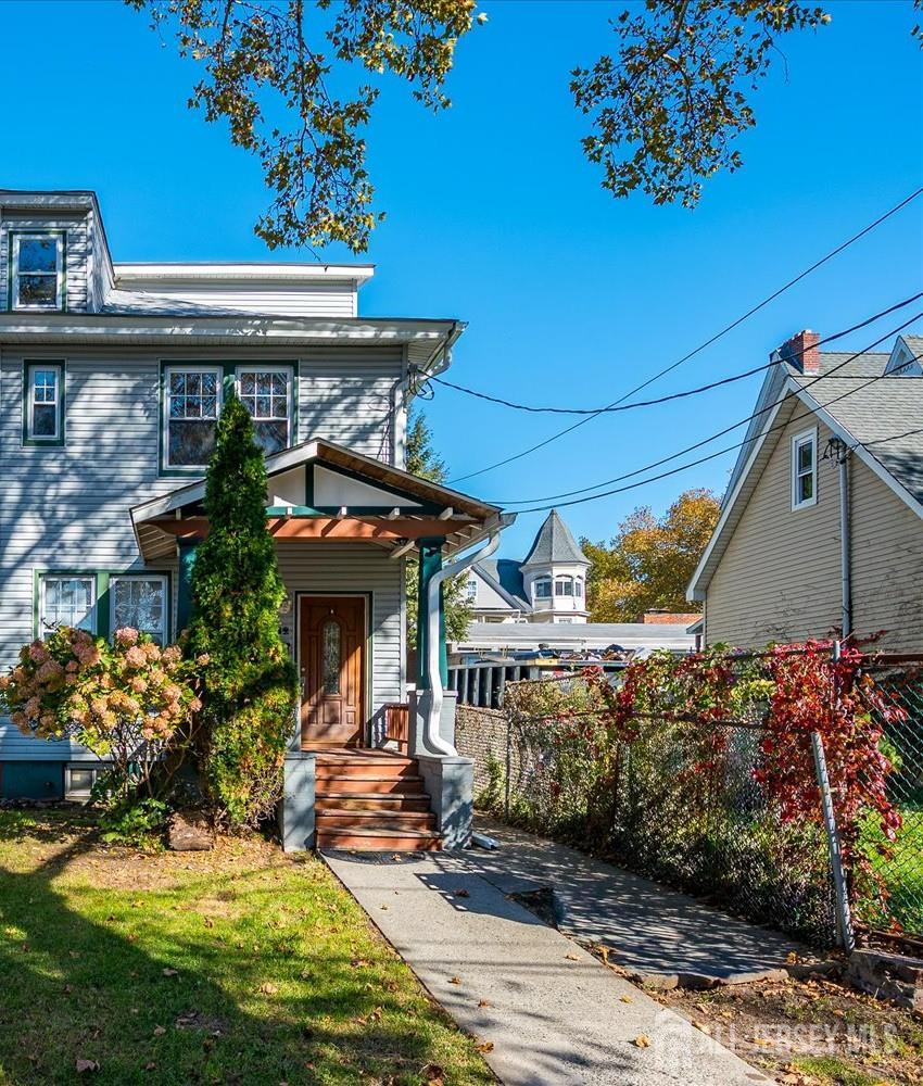 82 Lewis Street Perth Amboy NJ 08861
