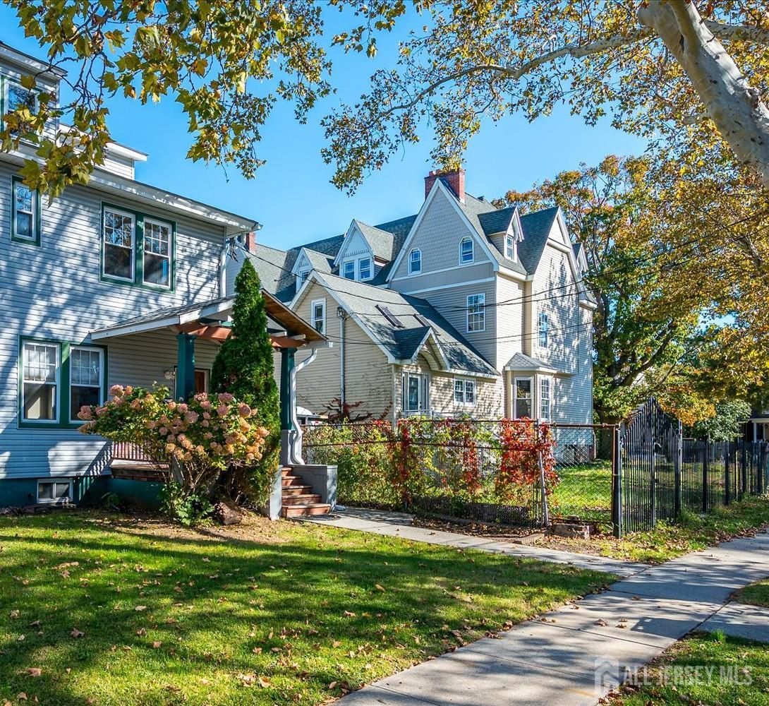 82 Lewis Street Perth Amboy NJ 08861