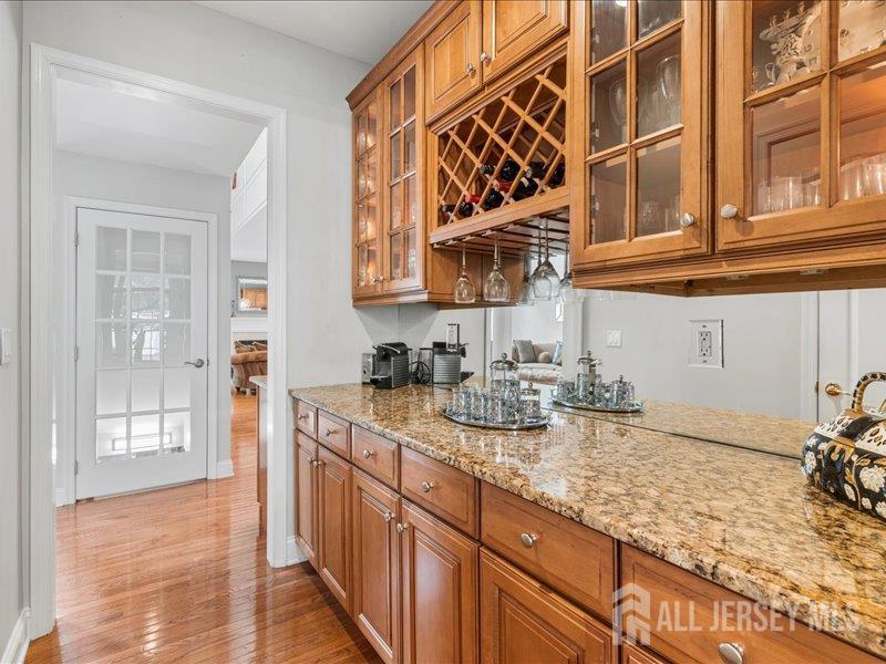 6 Huggins Lane Manalapan NJ 07726