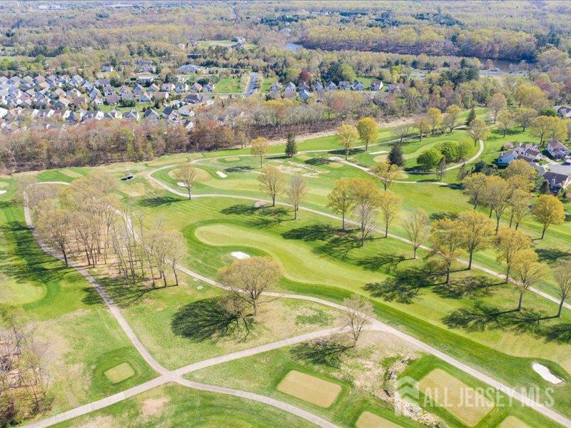 6 Huggins Lane Manalapan NJ 07726