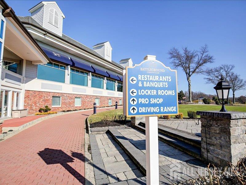 6 Huggins Lane Manalapan NJ 07726