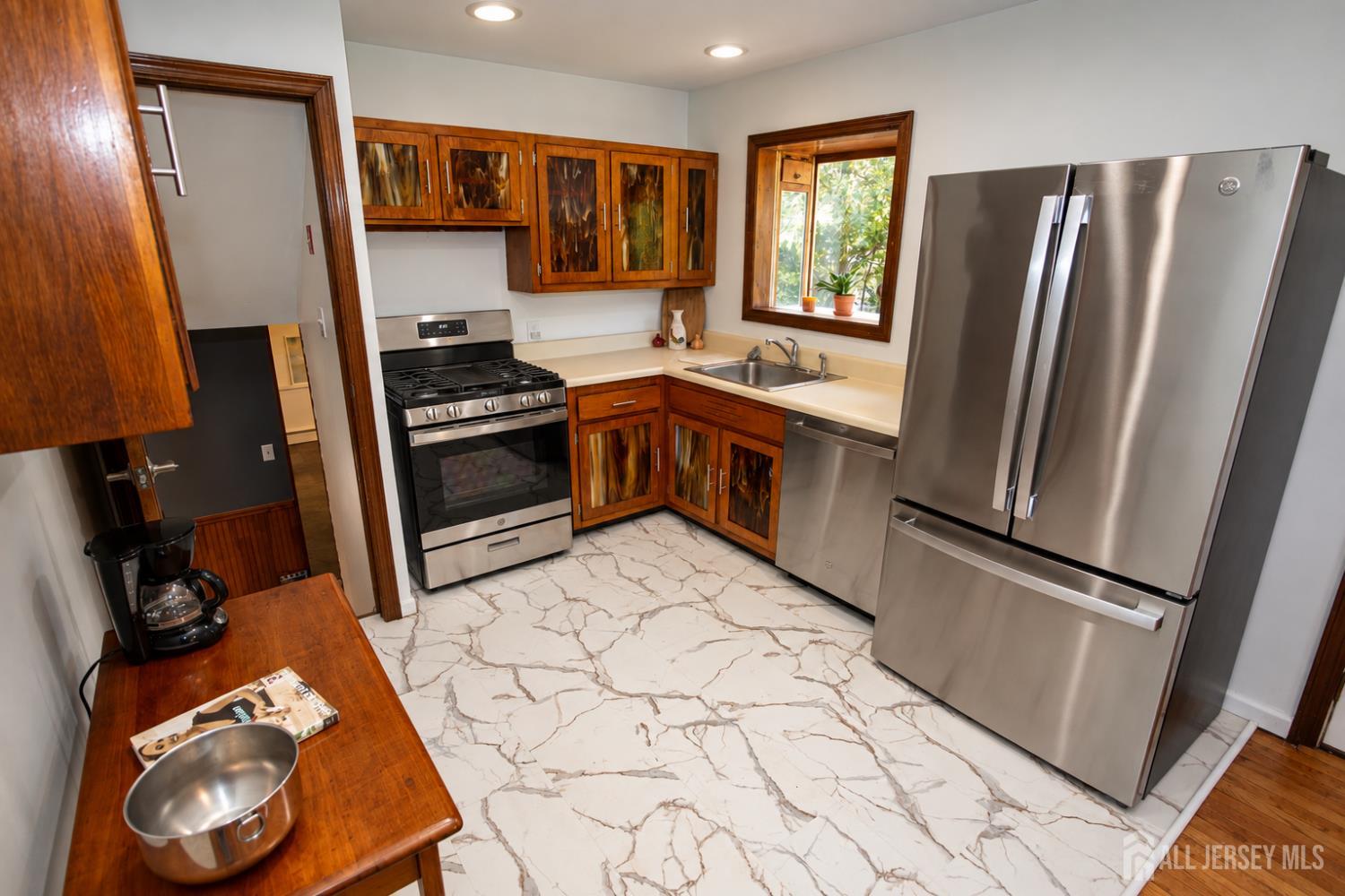 8 Stony Road Edison NJ 08817
