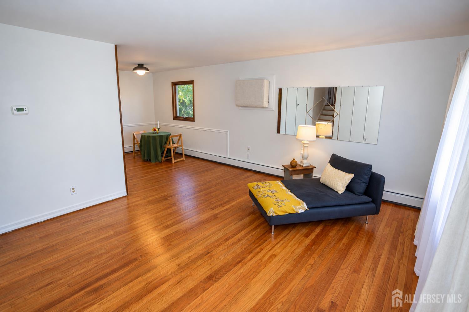8 Stony Road Edison NJ 08817