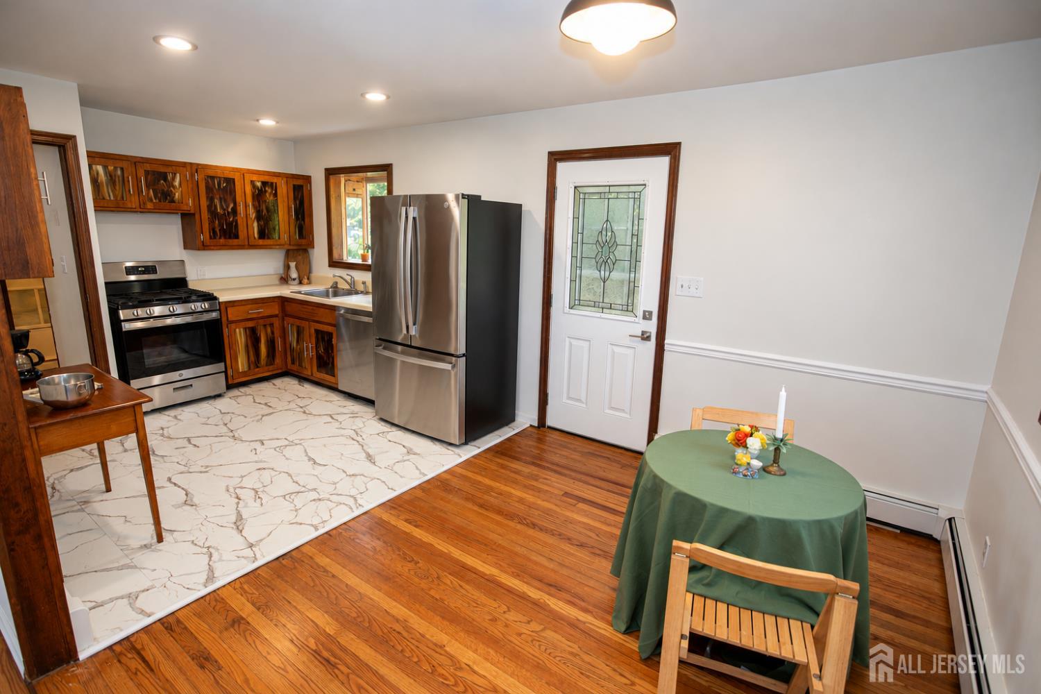 8 Stony Road Edison NJ 08817
