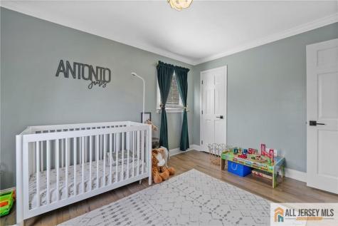 275 Alden Avenue Edison NJ 08820